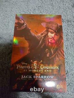 Hot Toys 1/6 Captain Jack Sparrow Pirates of the Caribbean At World's End NEW