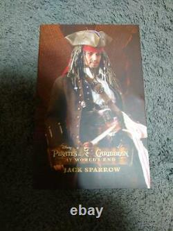 Hot Toys 1/6 Captain Jack Sparrow Pirates of the Caribbean At World's End NEW