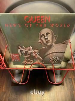 QUEEN News Of The World LP / Comi Con 2017 ULTRA RAR