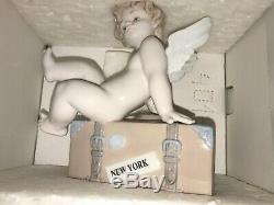 RARE LLADRO FIGURE 010.07310 TRAVEL THE WORLD OF LLADRO NEW YORK MINT with Box
