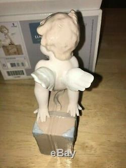 RARE LLADRO FIGURE 010.07310 TRAVEL THE WORLD OF LLADRO NEW YORK MINT with Box