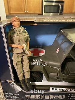 Soldiers of the World U. S. Military Medic Jeep 16 NEW