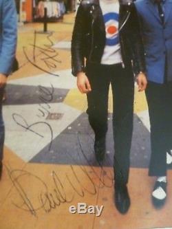 The Jam Fully Signed'news Of The World' Single