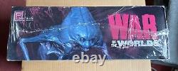 War of the Worlds Alien Creature 18 Model Kit Pegasus Newithsealed (with Tear)