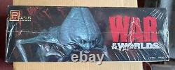 War of the Worlds Alien Creature 18 Model Kit Pegasus Newithsealed (with Tear)