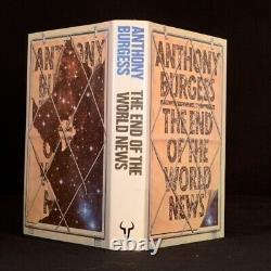 1982 Les nouvelles de la fin du monde Anthony Burgess Première édition Roman Trotsky Freud