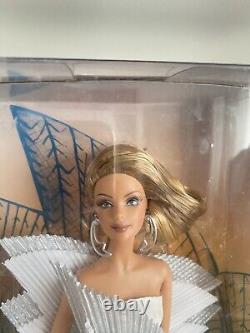2010 Poupées De La Collection Mondiale Landmark Sydney Opera House Barbie Doll Nrfb