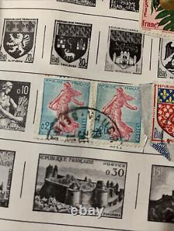 Album de timbres-poste vintage & timbres du monde en élargissement, nouvellement agrandi