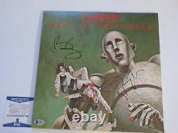 Brian May Roger Taylor Signé Queen News Of The World Vinyl Lp Bas Coa C48817