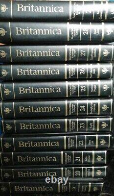 Britannia Macropaedia Vol 1-29 & The World of Science Vol 1-24 Tout neuf