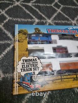 Ensemble de trains Vintage Hornby World Of Thomas The Tank Engine en condition rare et neuve