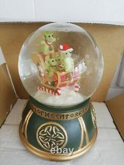 New The Whimsical World Of Pocket Dragons Musical Christmas Snowglobe