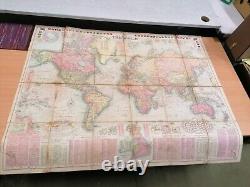 Nouvelle carte du monde de Bacon en projection de Mercator sur papier et tissu vers 1906