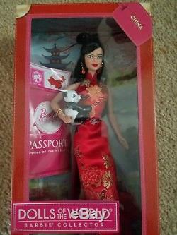 Poupées Barbie Du Monde Collection Chine Passeport Passage Nouveau Dans La Boîte Nib