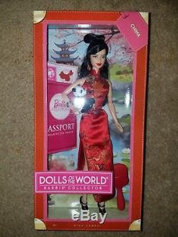 Poupées Barbie Du Monde Collection Chine Passeport Passage Nouveau Dans La Boîte Nib