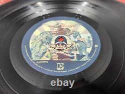 Queen News of the World 1977 1ère Édition Vinyle LP UK Elektra 6E-112 État Neuf