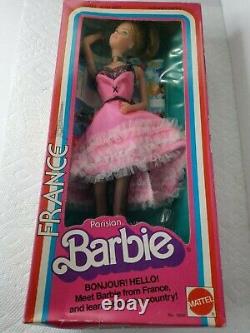 Rare Vintage Parisian Barbie 1600, Nouveau Dans La Boîte Originale (issued 1979)
