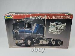 Revell Kenworth Aerodyne Vit Kit Modèle Trucks Of The World 1982 Nouvelle Boîte Ouverte