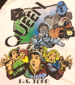 T-shirt rare et vintage du groupe Queen des années 1970 lors de leur tournée aux États-Unis 'News Of The World' avec Frank le robot