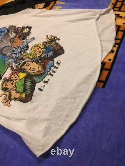 T-shirt rare et vintage du groupe Queen des années 1970 lors de leur tournée aux États-Unis 'News Of The World' avec Frank le robot