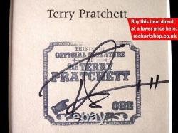 Terry Pratchett A Signé La Couleur Du Navire Mondial Magique Autographié Discworld
